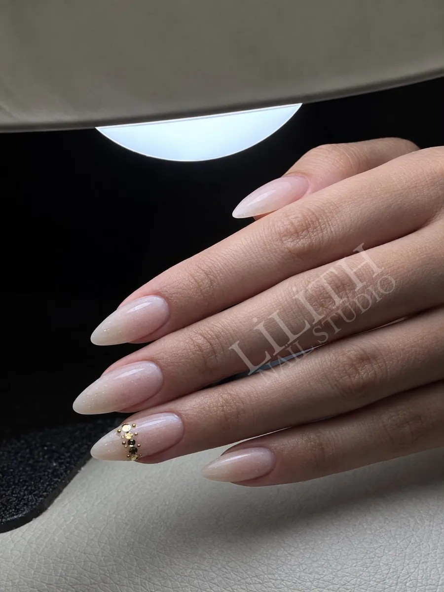 Nude ombre, taş